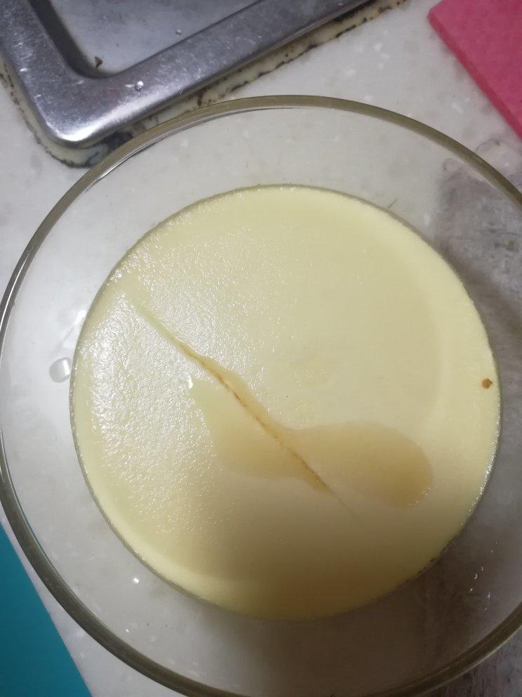 平滑如镜的蛋羹