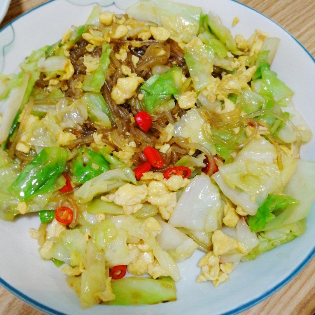 包菜粉丝炒鸡蛋