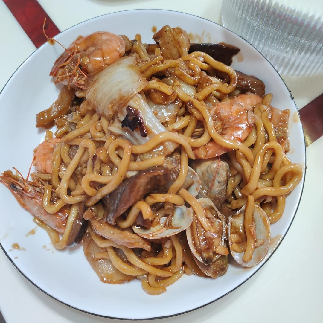 海鲜焖面