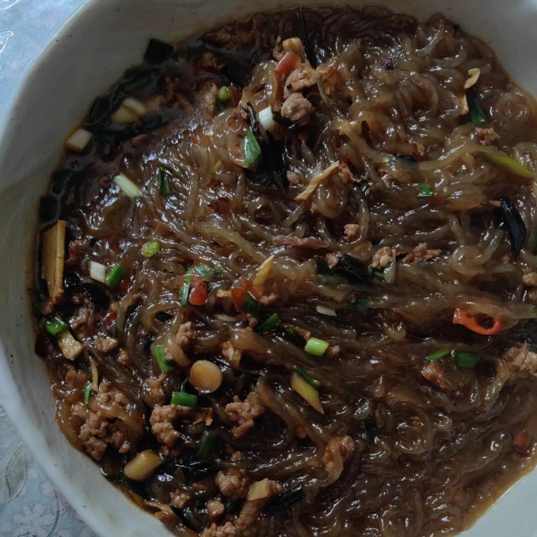 肉沫红薯粉丝煲