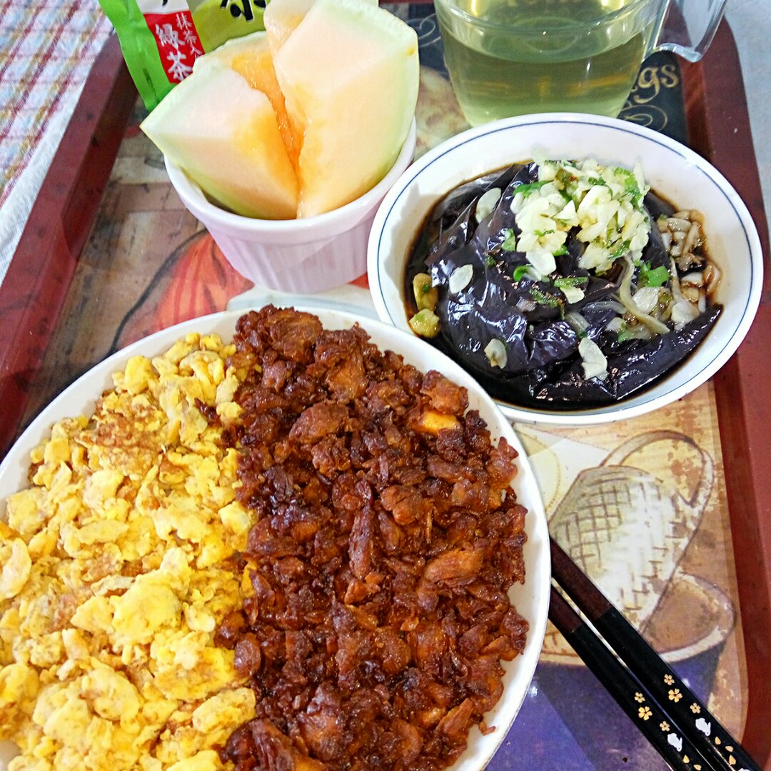 日式三色鸡茸饭（三色そぼろ丼）