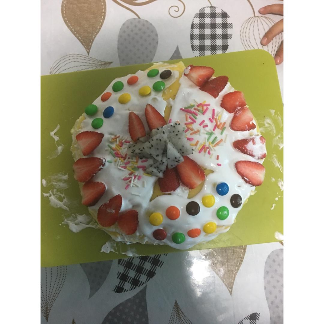 草莓千层蛋糕