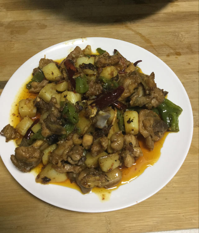 土豆烧鸡（非常下饭哦~）