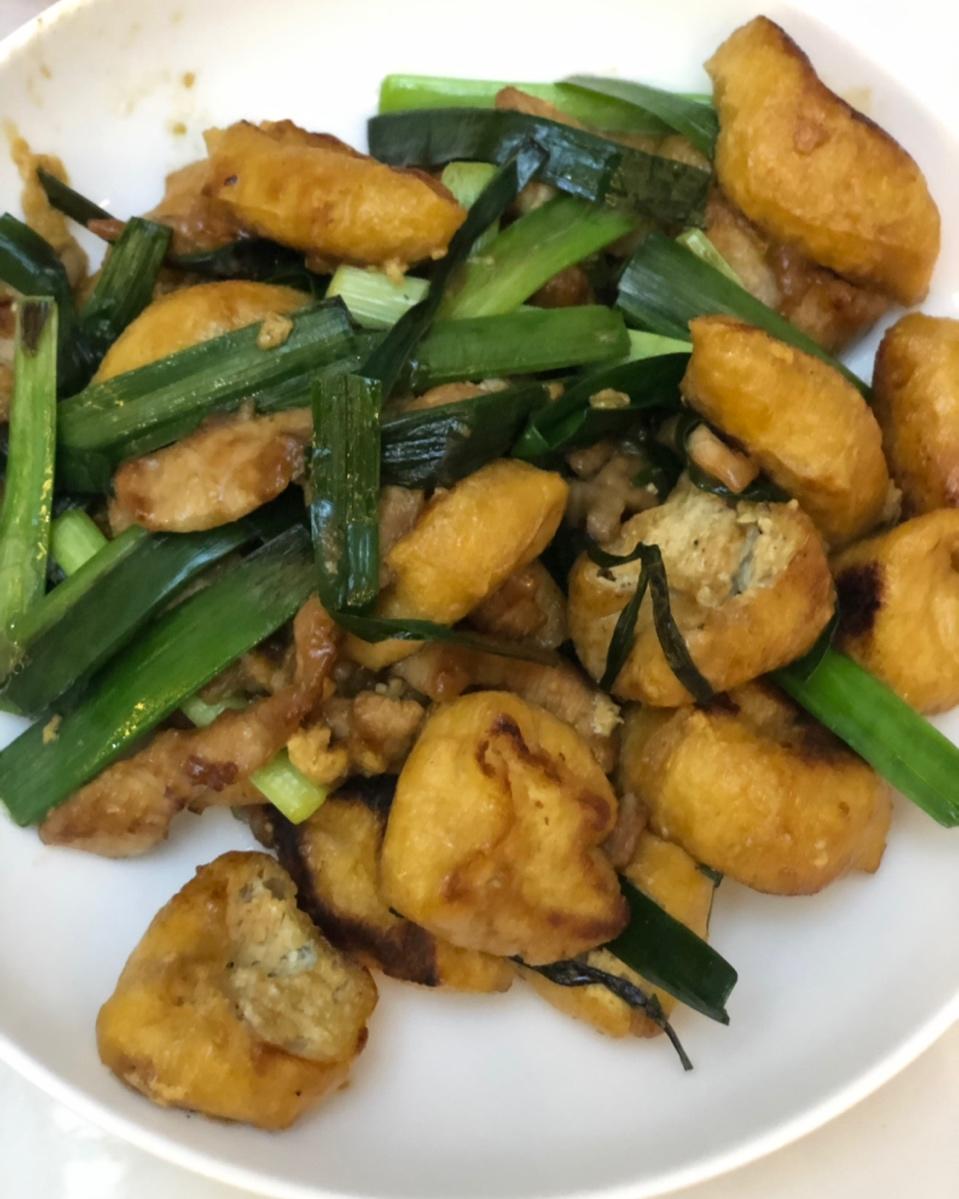 油豆腐炒肉