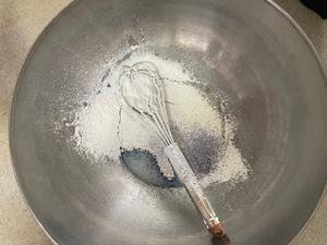 蓝椰拿铁蛋糕卷❗️超美❗️的做法 步骤2