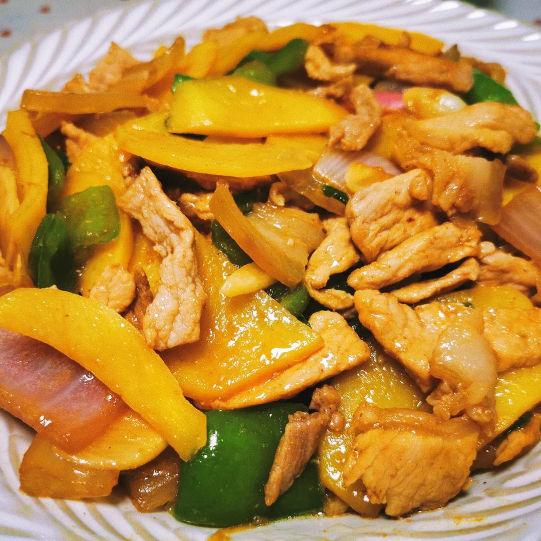 青椒土豆片炒肉