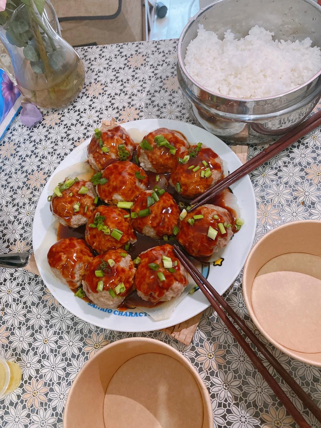 清蒸藕丁肉丸子