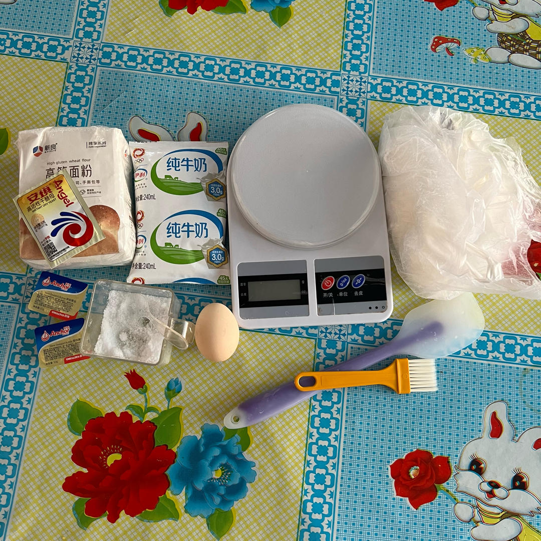 纯奶手撕吐司的做法 步骤1