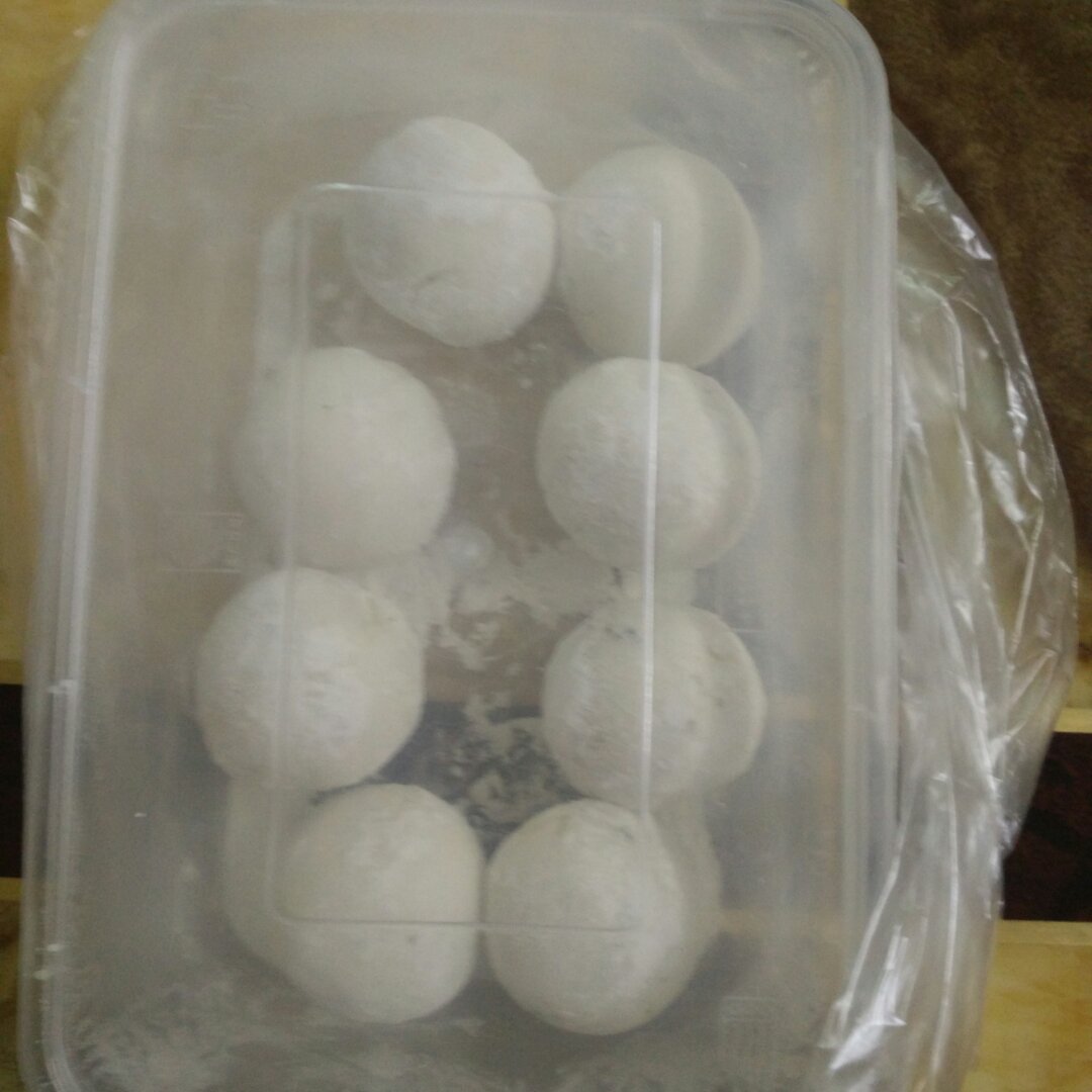 花生黑芝麻汤圆