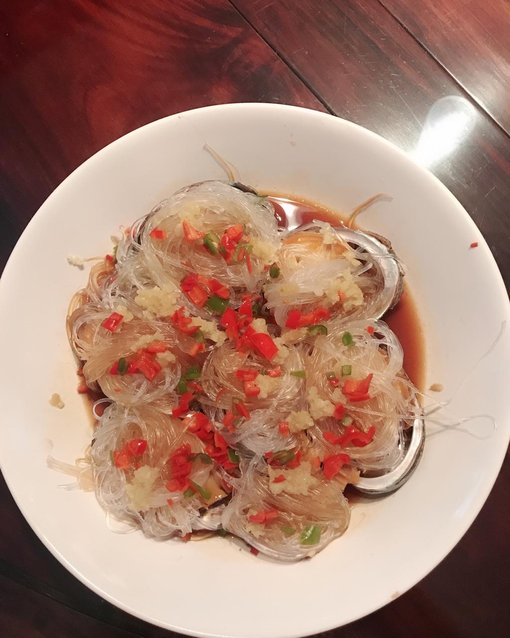 张姐-蒜蓉粉丝蒸鲍鱼