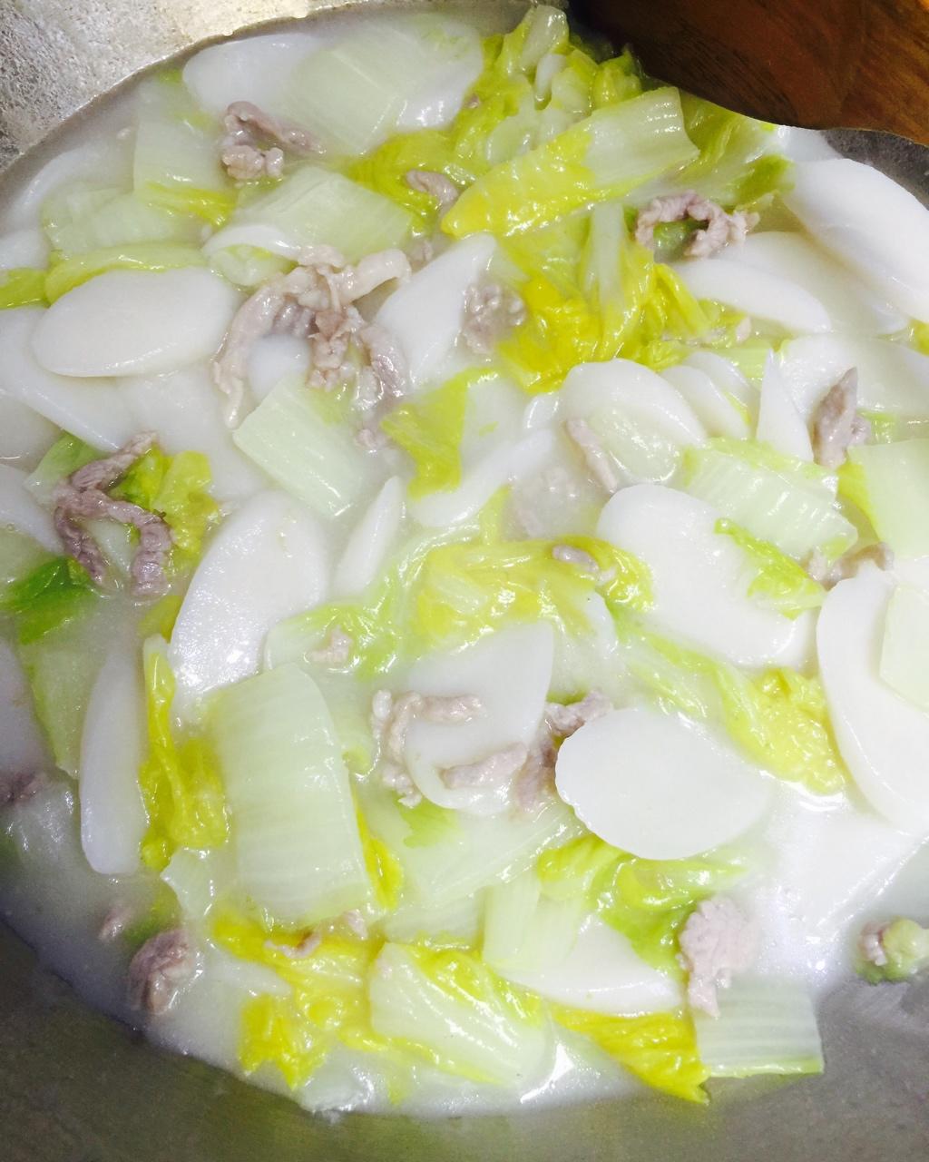 bunny_zy做的白菜肉丝炒年糕