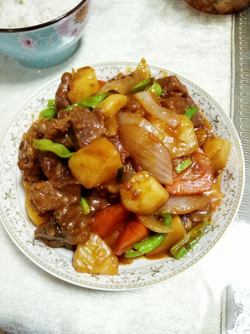 一个话唠包教包会的香浓红烩牛腩