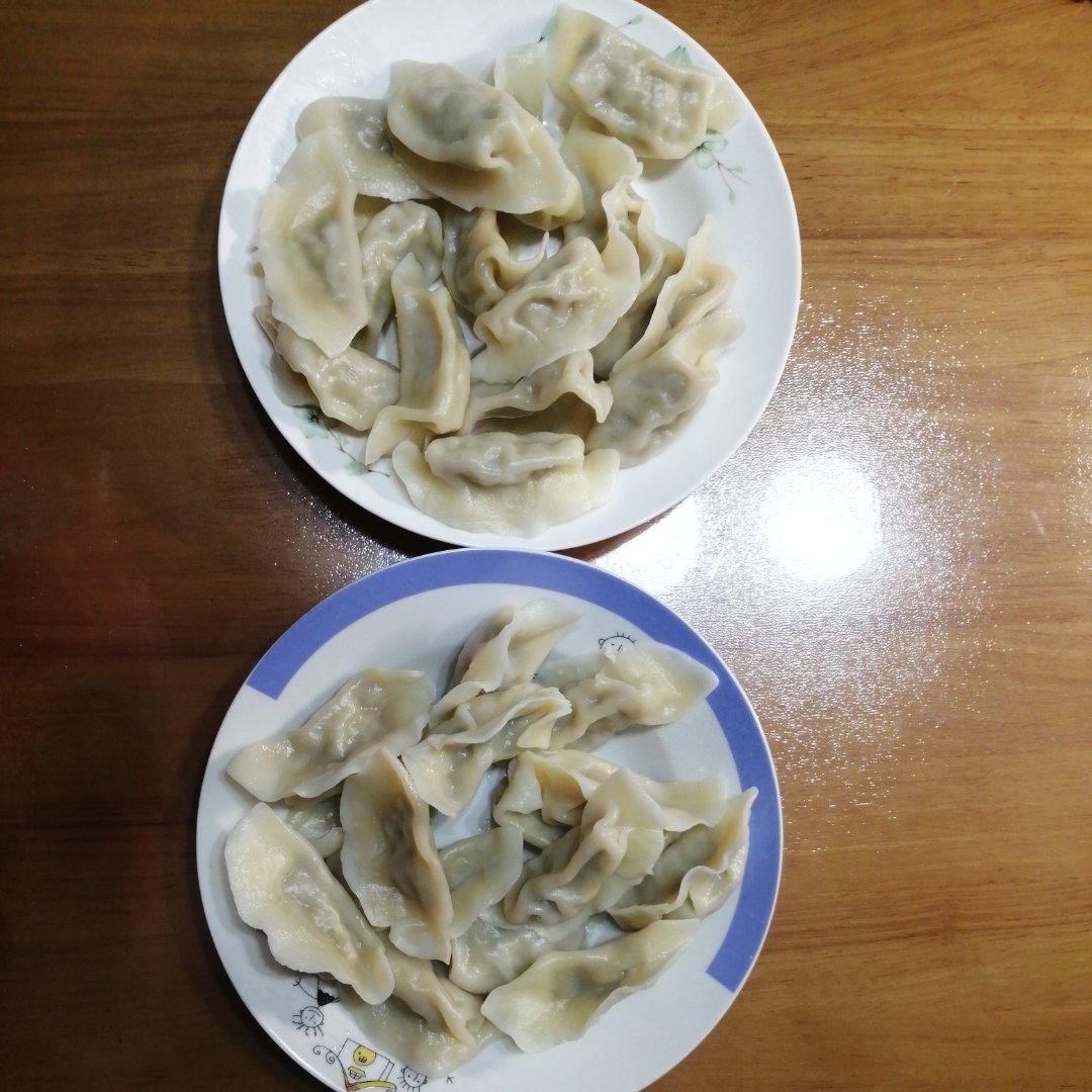 猪肉芹菜饺子