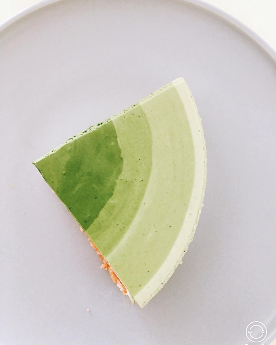 渐变抹茶慕斯蛋糕：我Amanda带着既美又作的抹茶甜点又来了！【曼食慢语】