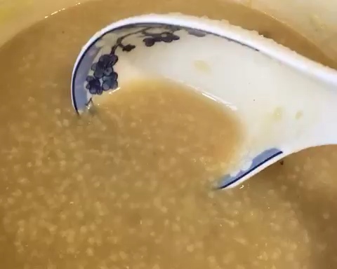 宝宝辅食-小米苹果红枣粥的做法 步骤1