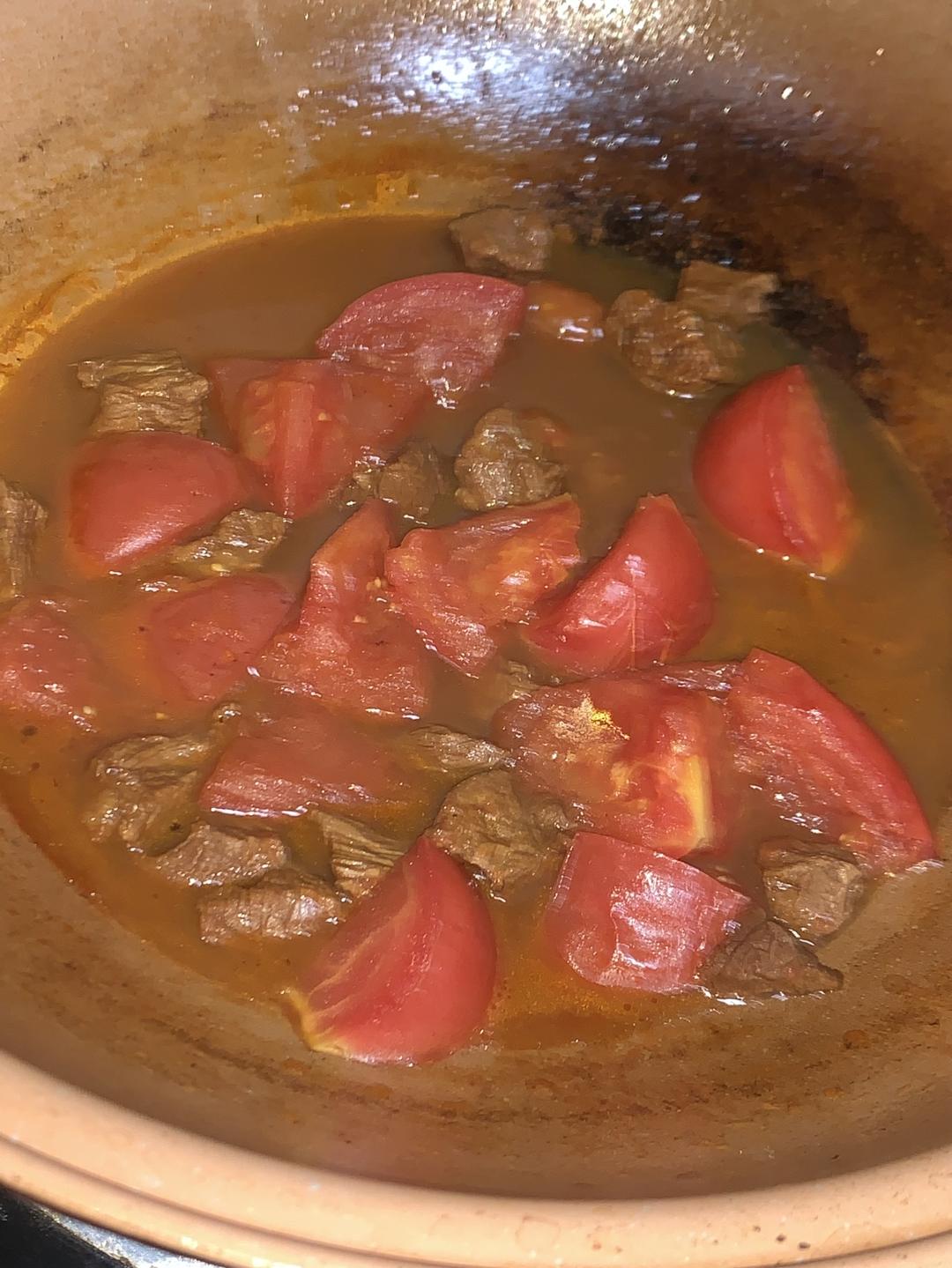 牛肉炖西红柿