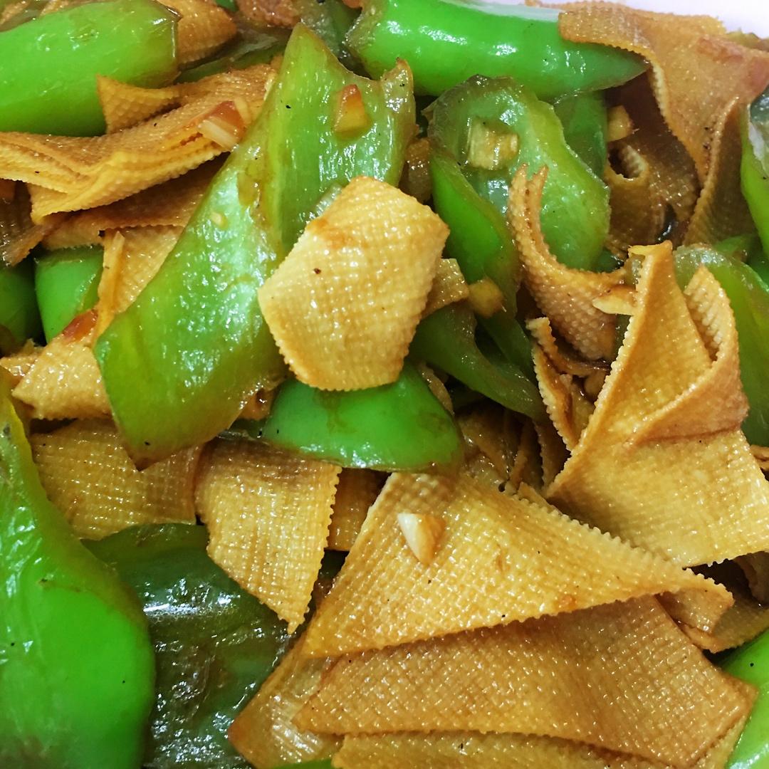 尖椒炒干豆腐