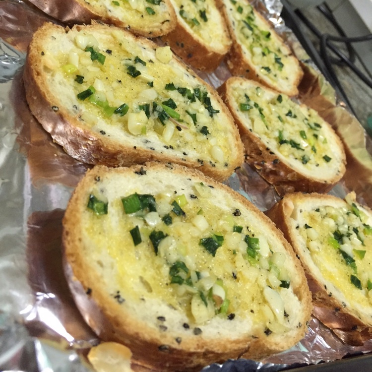 香蒜面包条