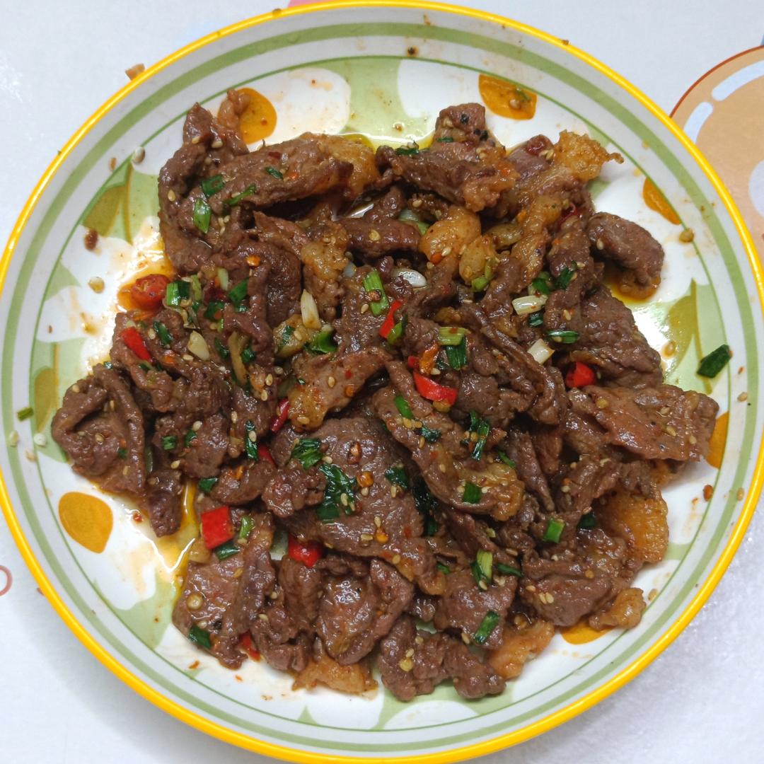 又香又嫩的小炒牛肉（巨好吃，手残党也能做）