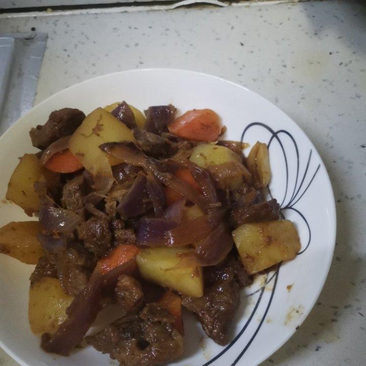 红烧牛肉土豆 （独家秘制）