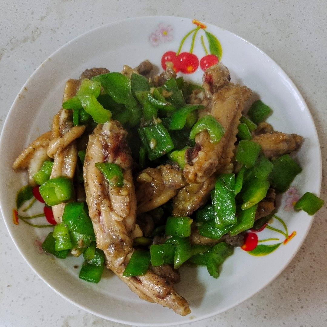 蒜香鸡翅，这才是鸡翅最好吃的做法