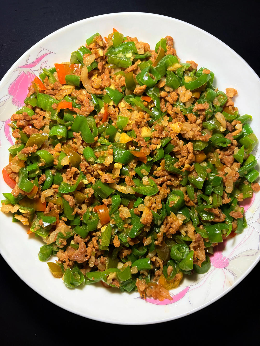 这道下饭菜真的百吃不厌 ，拌面拌饭都绝了