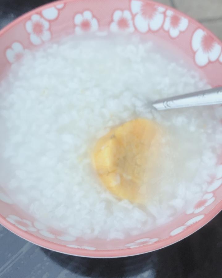 上班族必备的低脂的糯糯的红薯粥（紫薯粥）
