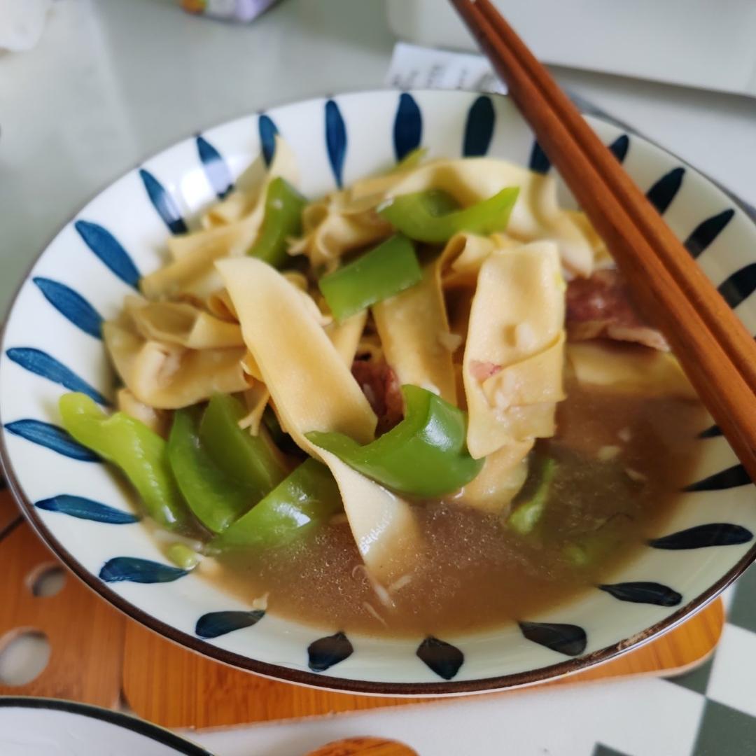 青椒干豆腐（餐馆版）