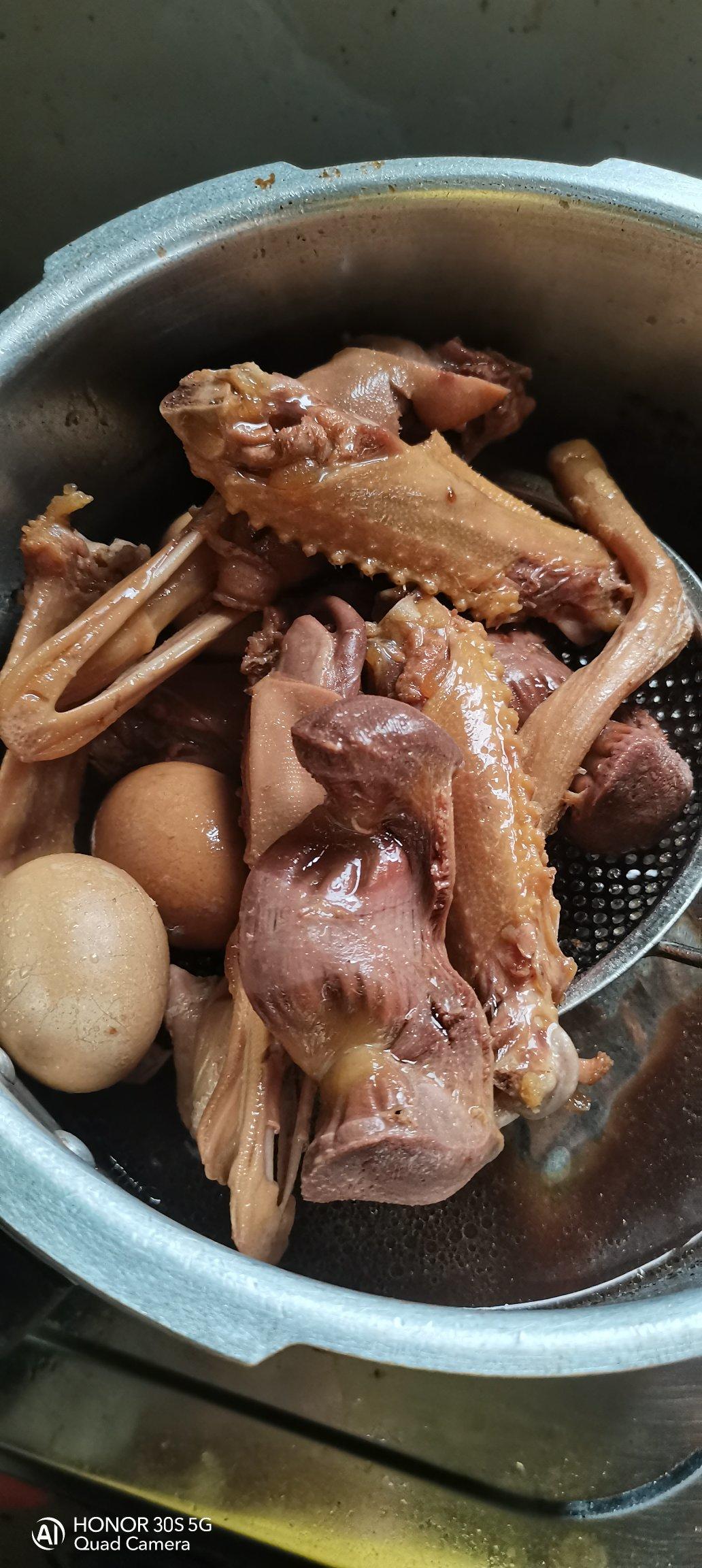 养一锅好卤，卤啥都好吃