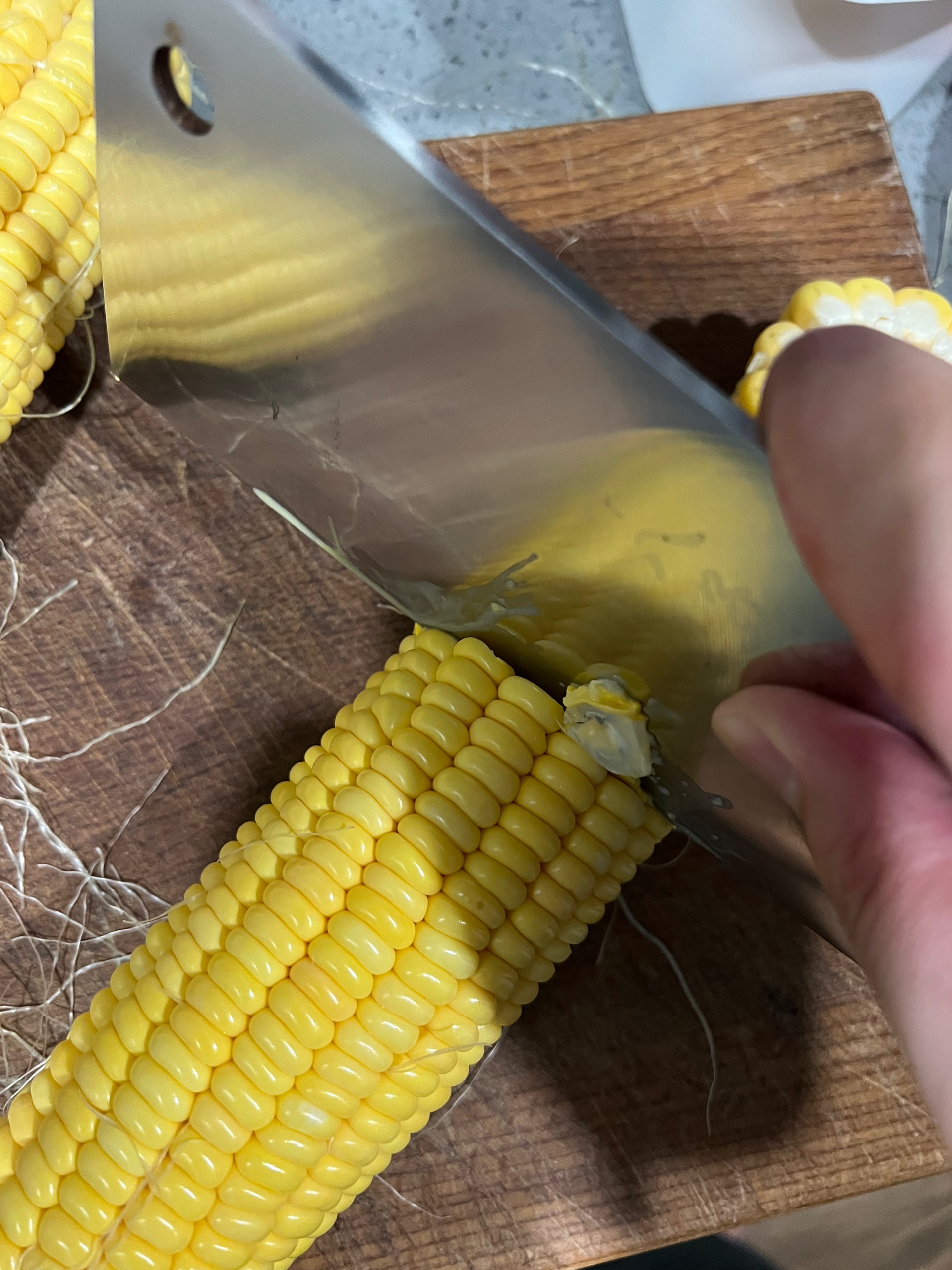 【切】玉米段的做法 步骤3