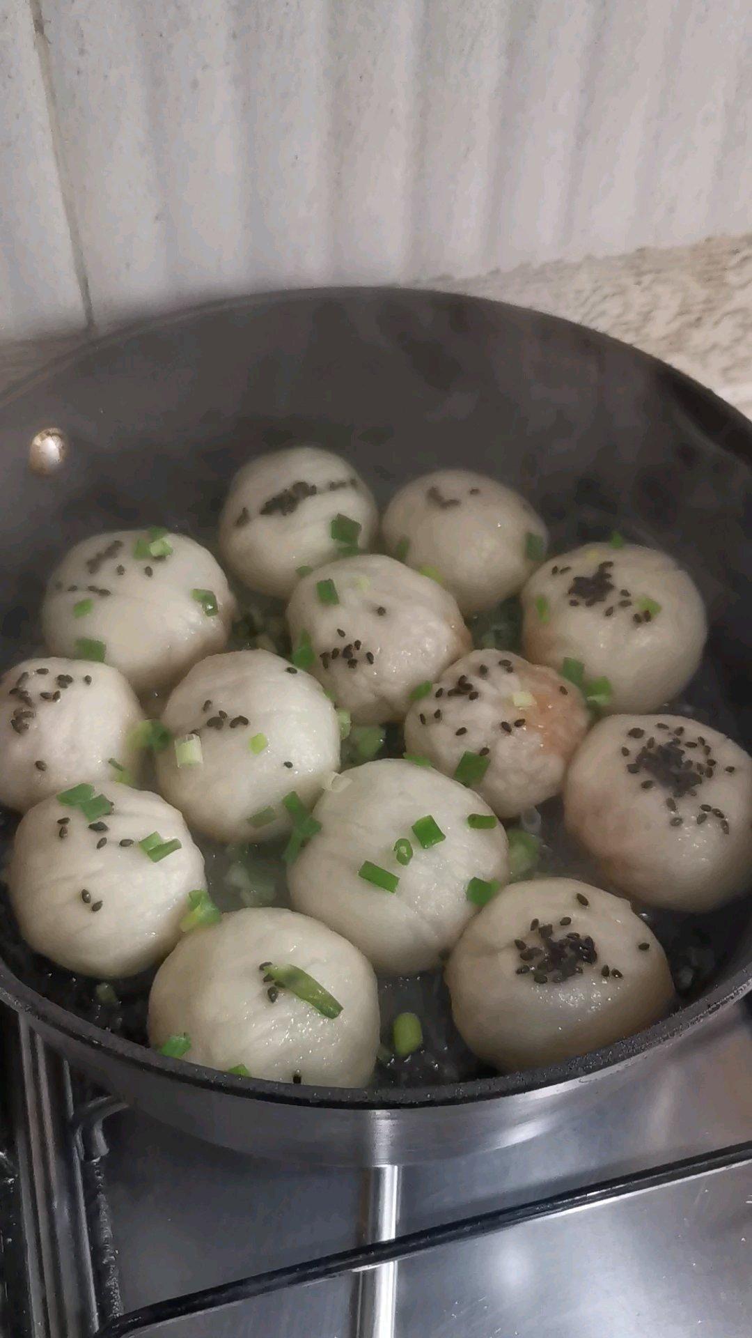 小时候的生煎包