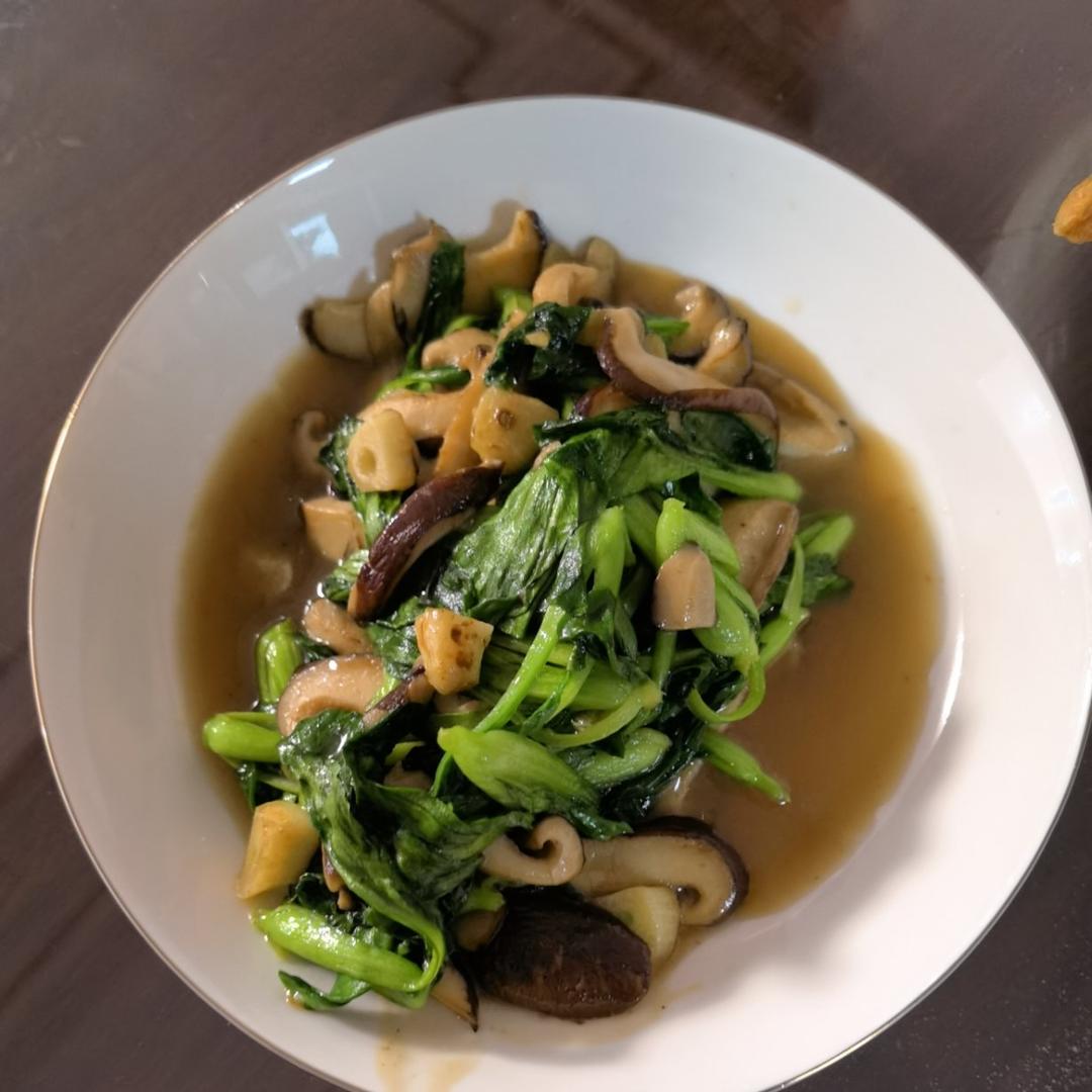 香菇油菜（简单快手）