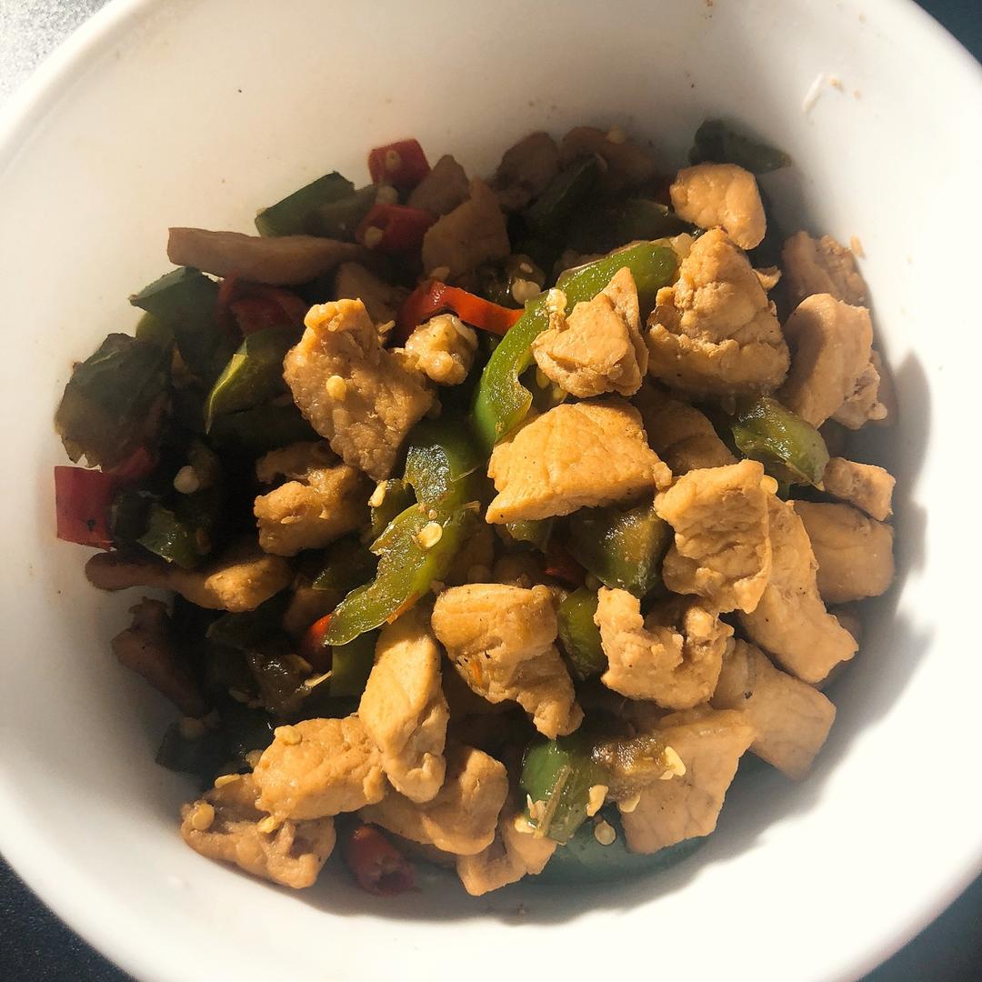 农家小炒肉【记忆中勾魂的油汤】