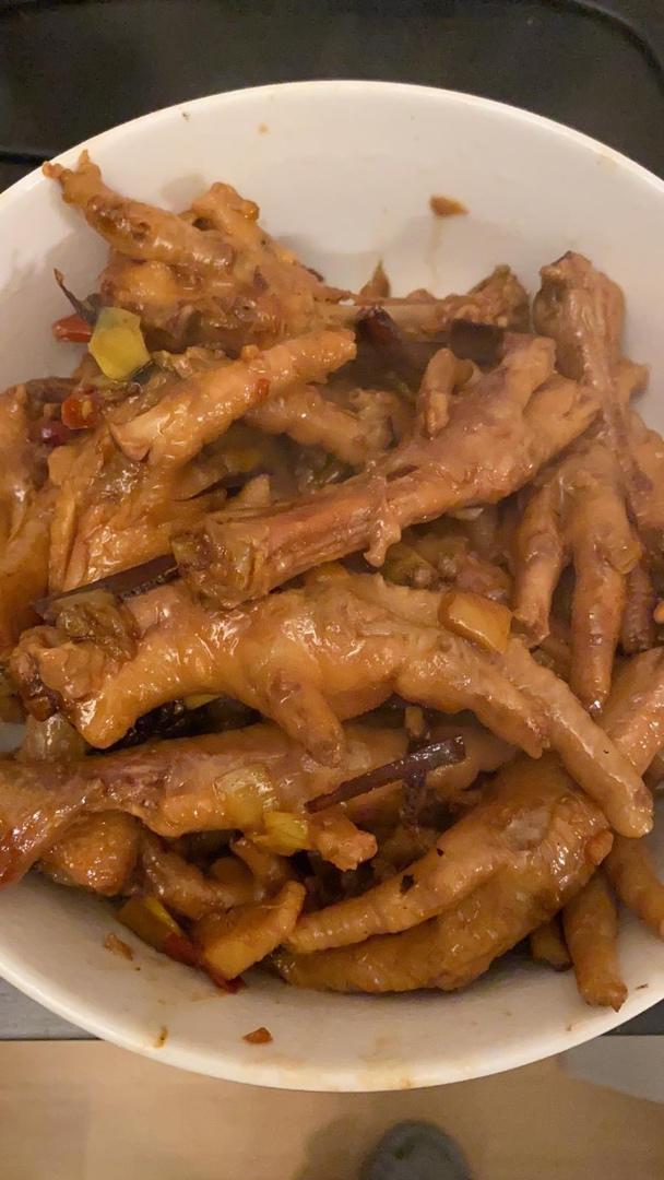 “销魂”卤鸡爪