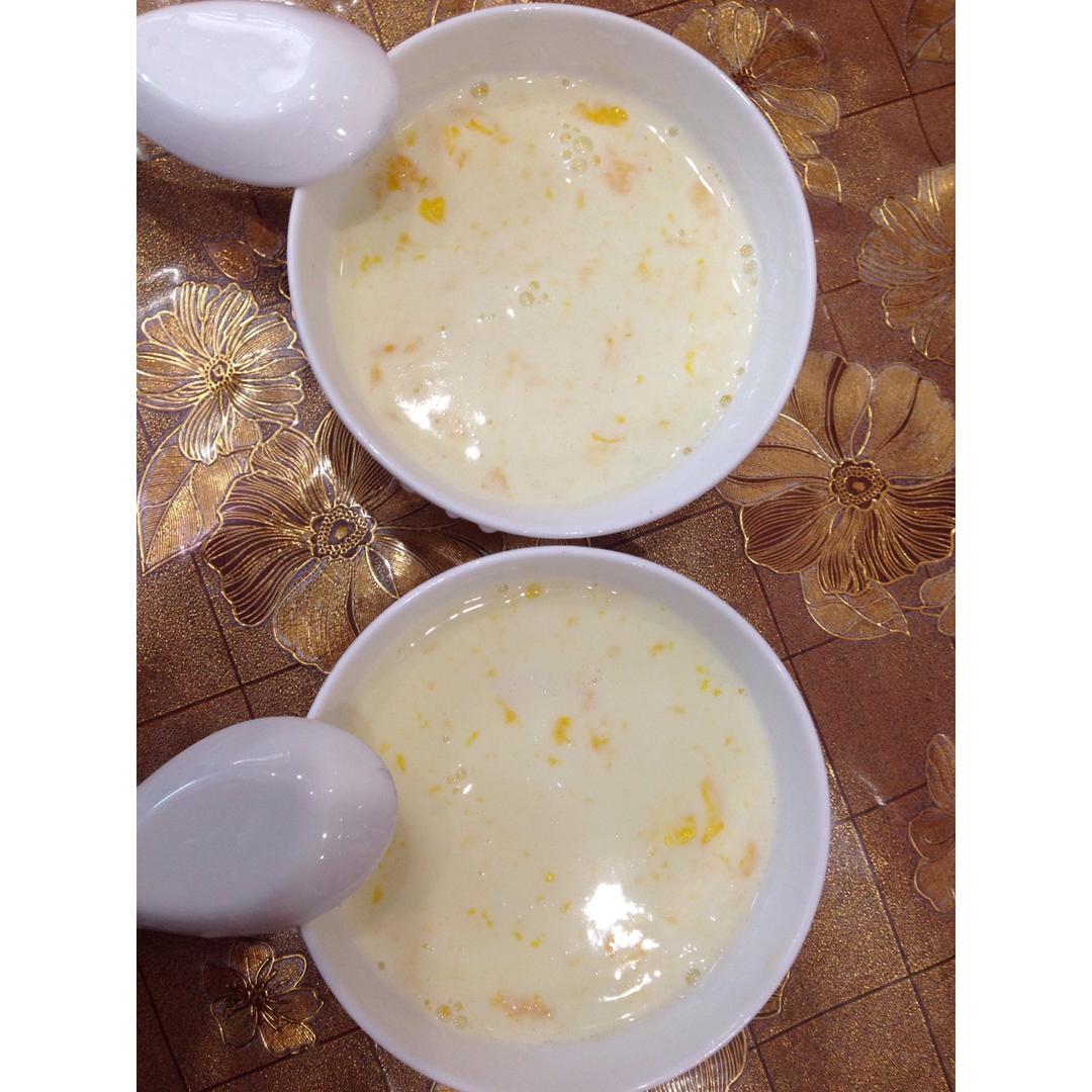牛奶麦片煮鸡蛋