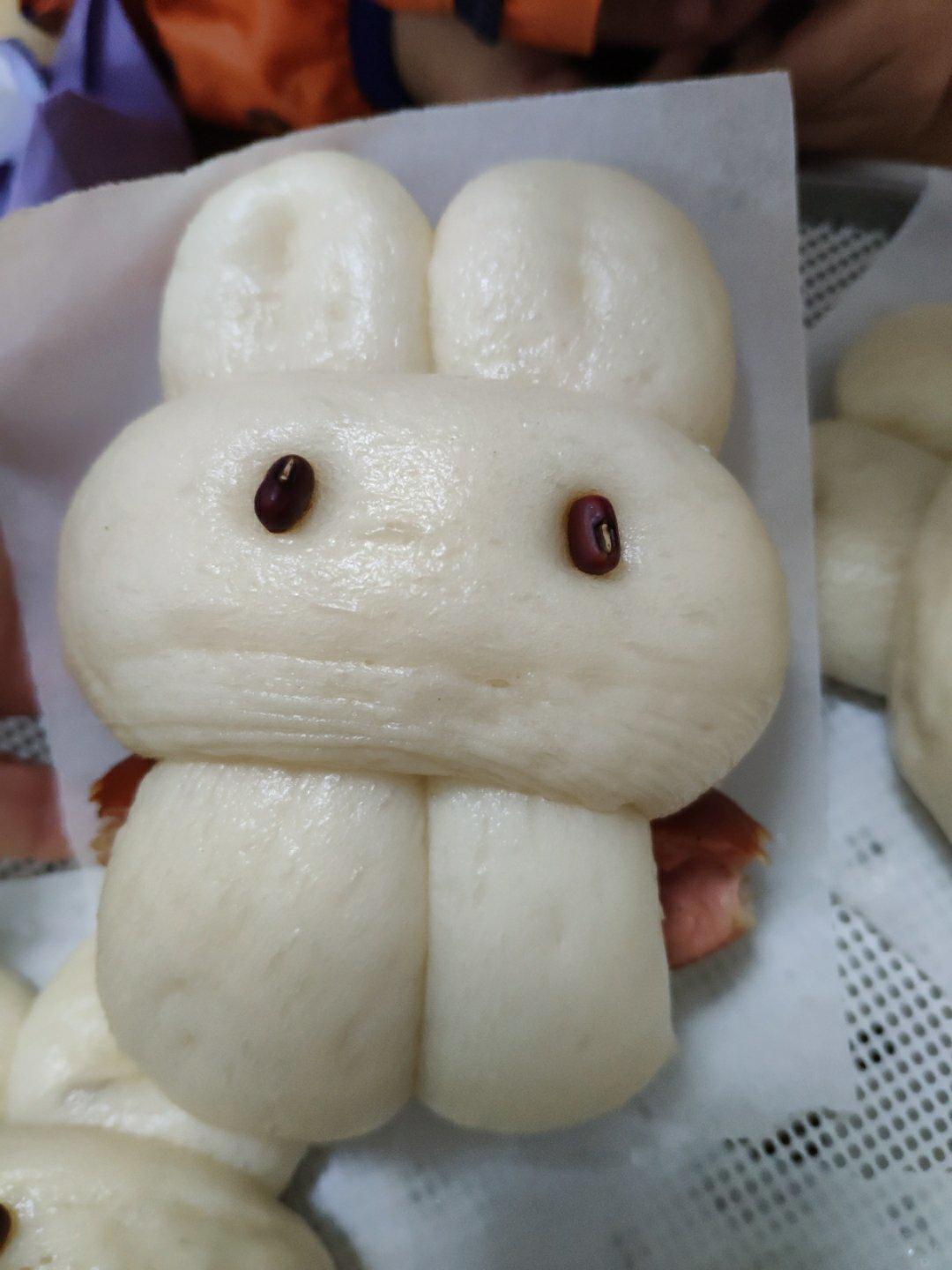 香肠兔子馒头卷