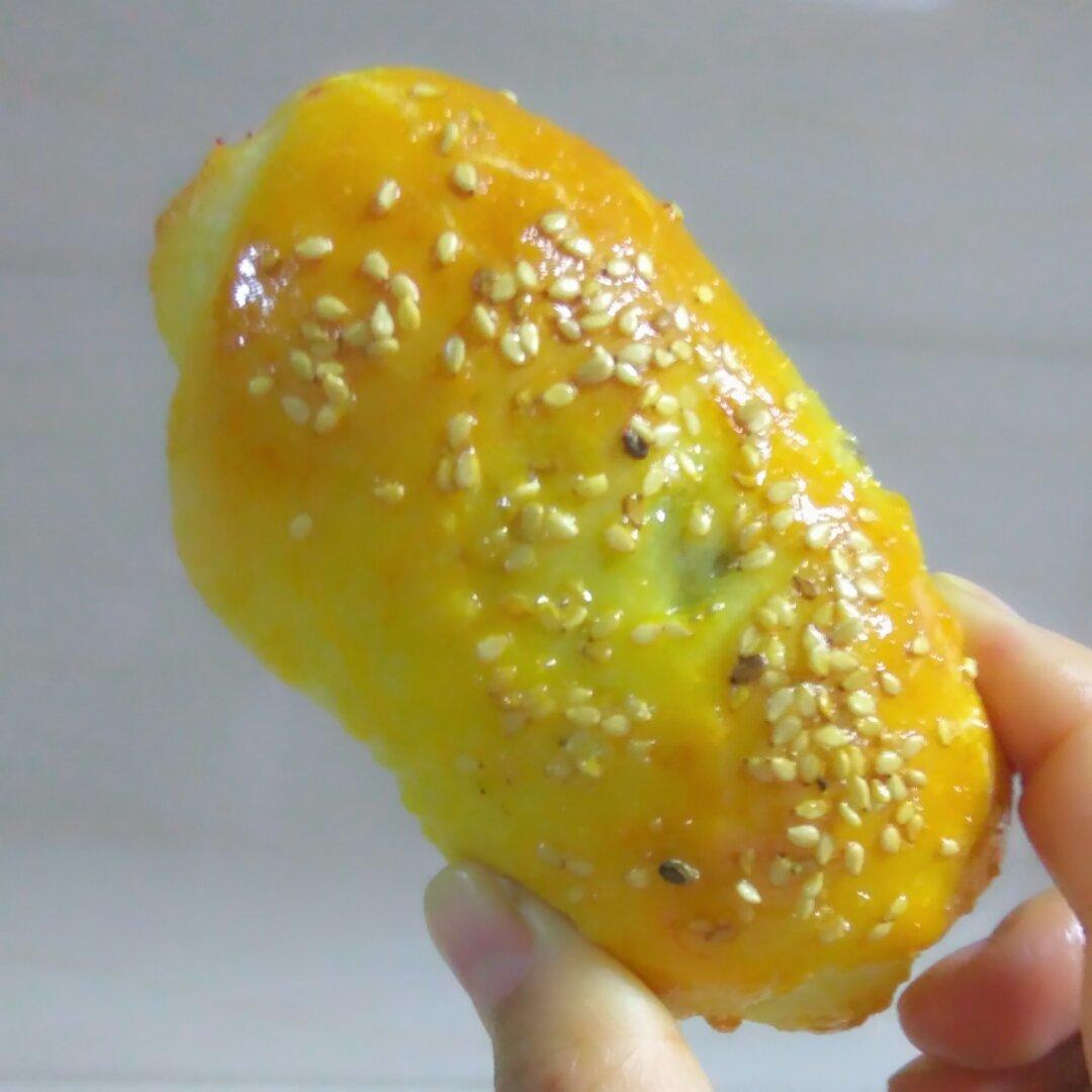 豆沙卷面包