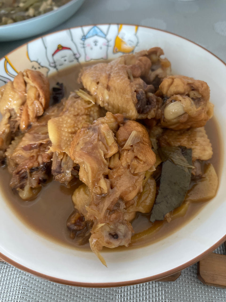 孩子超喜欢吃的红烧鸡翅