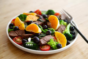 【健身美食】好看好吃又营养健康——有机牛肉南瓜杂蔬沙拉的做法 步骤5