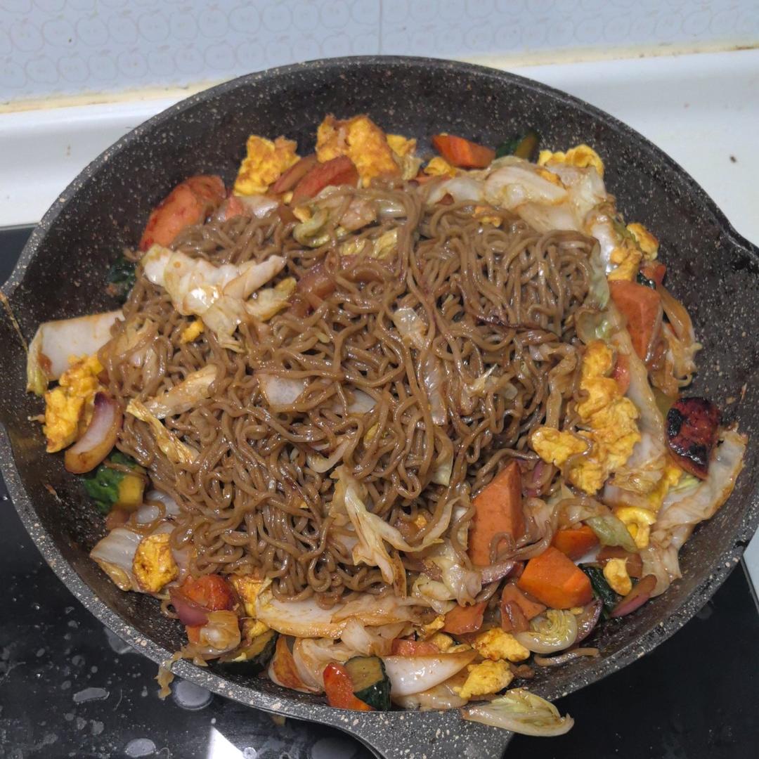 秒杀路边摊的炒方便面