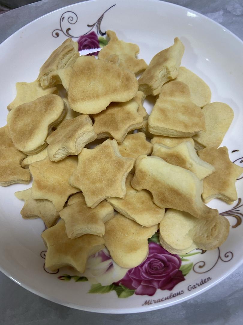 萌趣十足儿童黄油曲奇