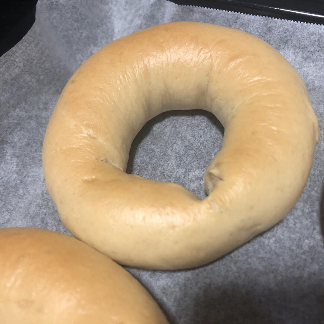 超详细的贝果出膜光滑大法（不开裂）