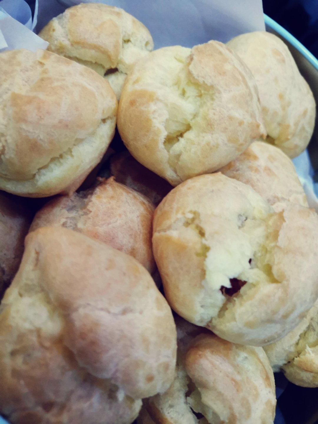 简单易成功的奶油小泡芙做法