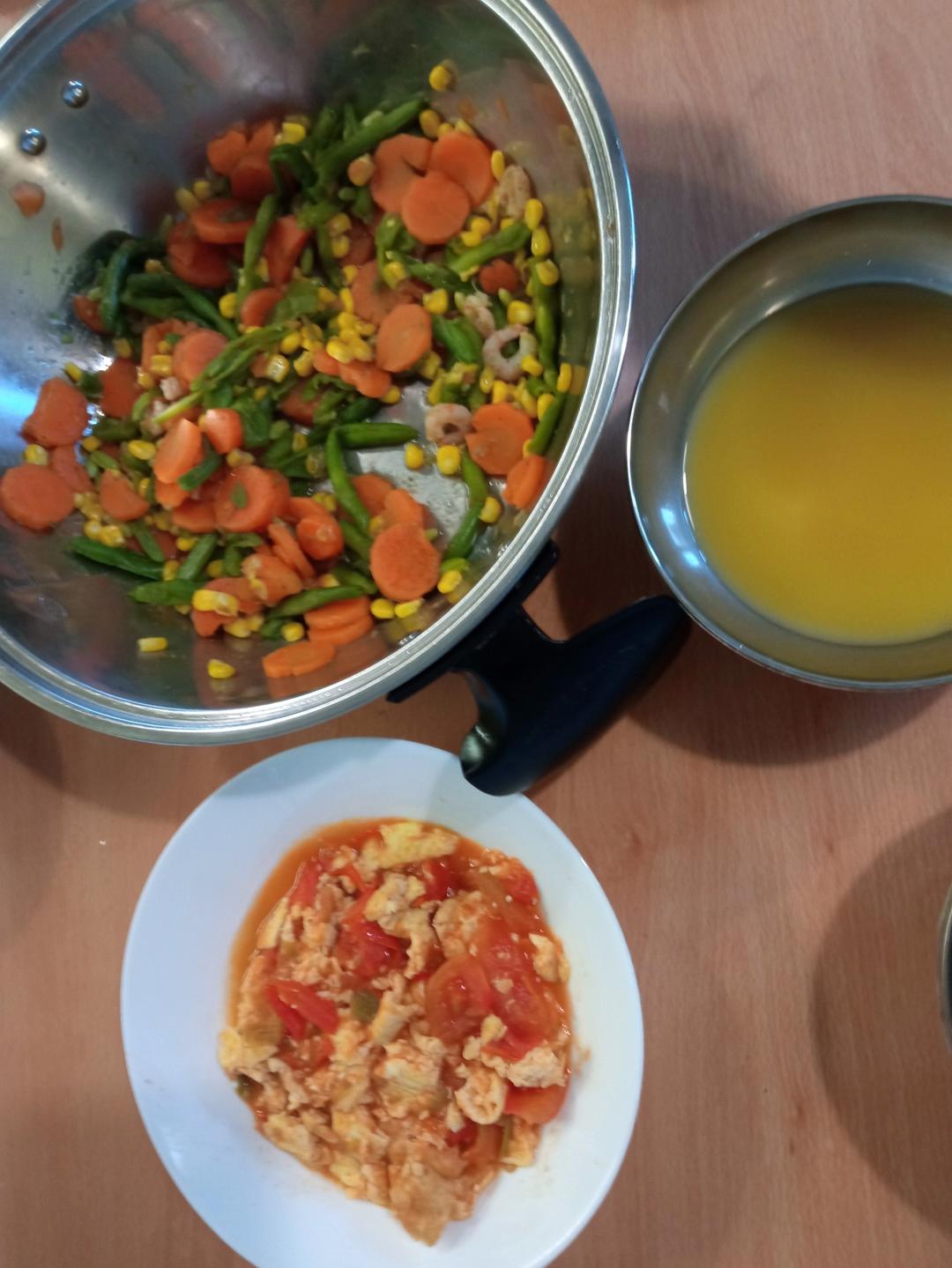 番茄炒鸡蛋（超浓的番茄味）