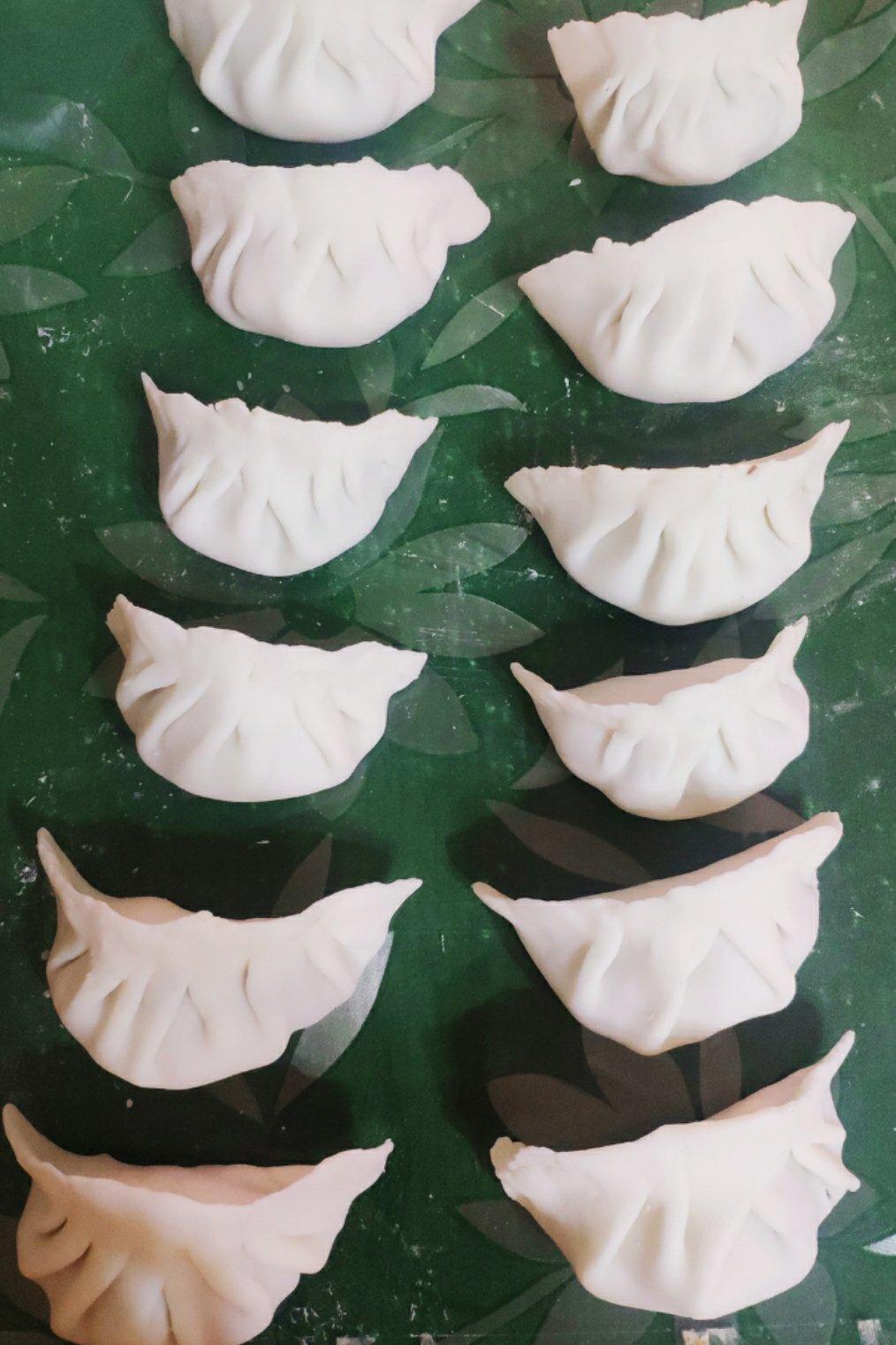 弯梳虾饺