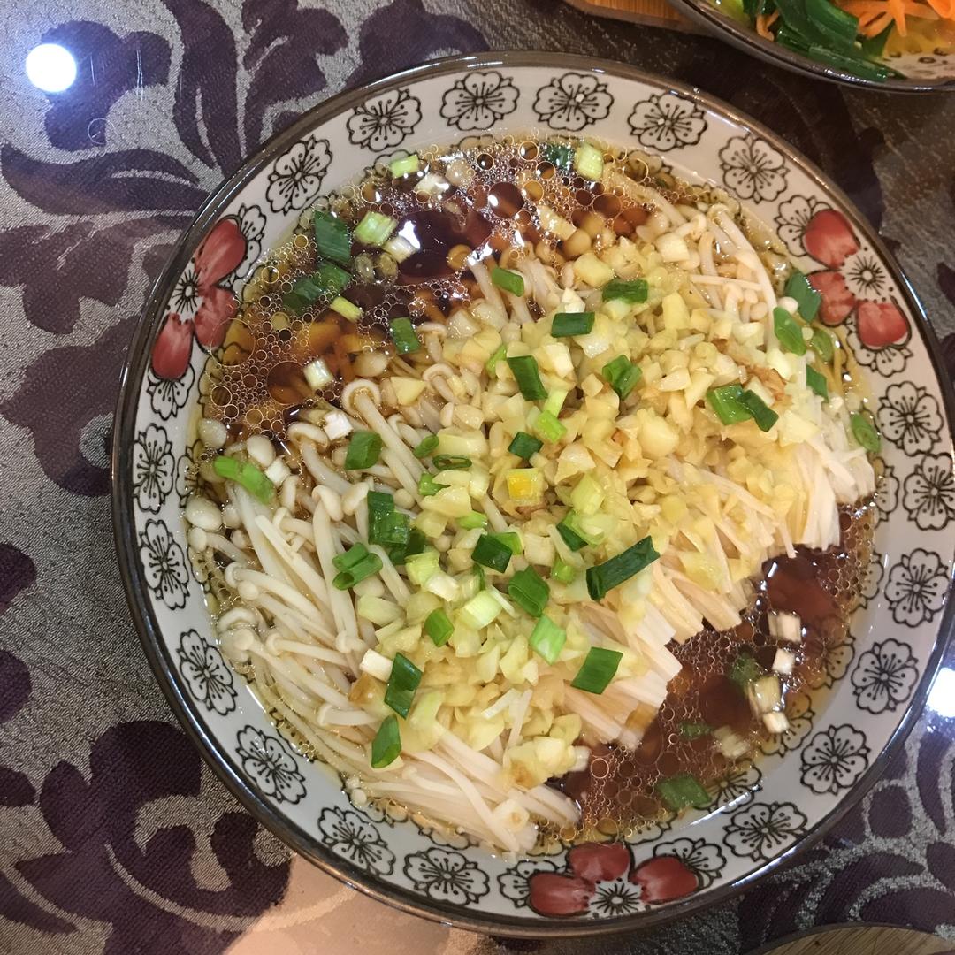 蒜蓉蒸金针菇