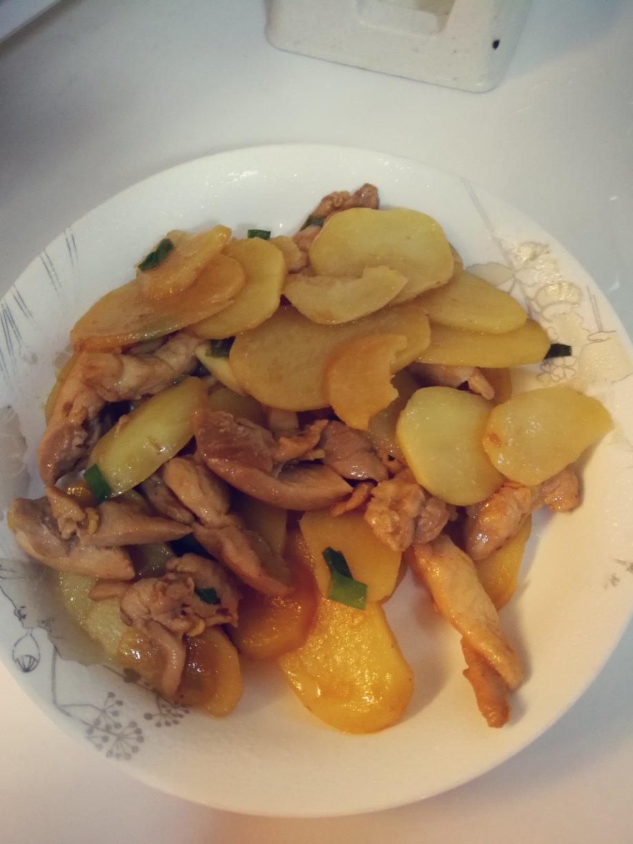 不放水的土豆炒鸡肉