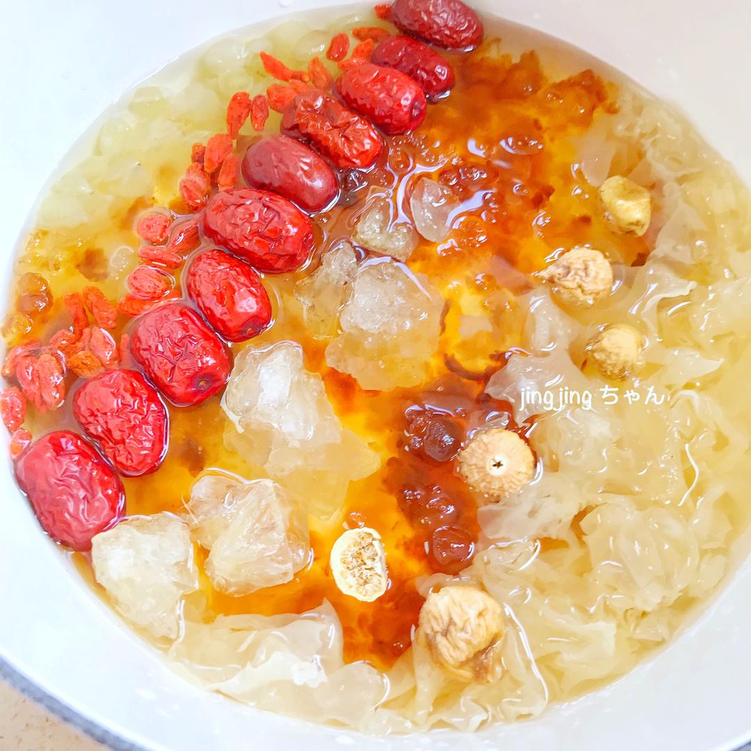 快速出胶的银耳甜汤&桃胶雪燕皂角米甜汤（超详细get②种）▎铸铁锅的做法