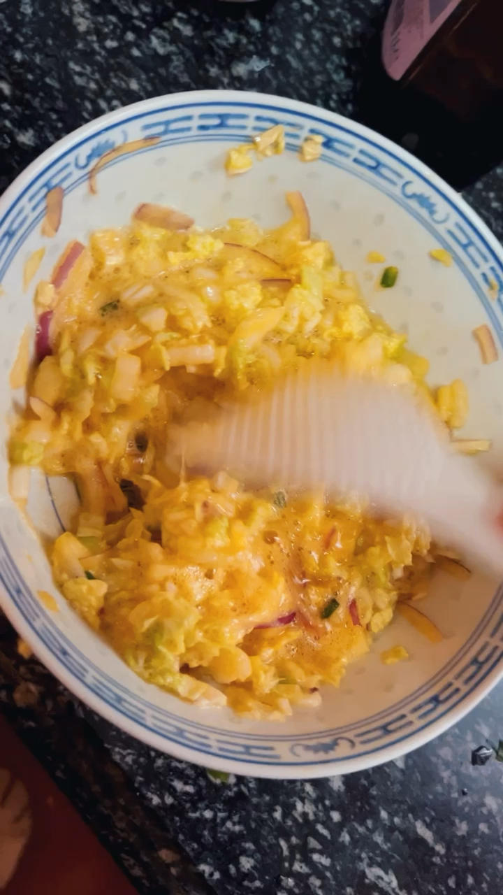 包菜蛋饼也太好吃了吧！！！吃撑才153大卡