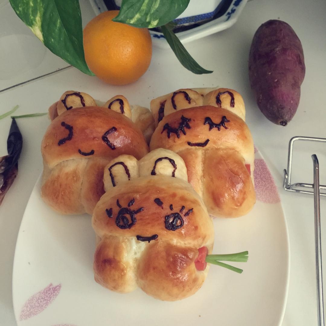 小兔子香肠包